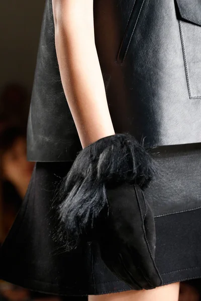 Look 37
